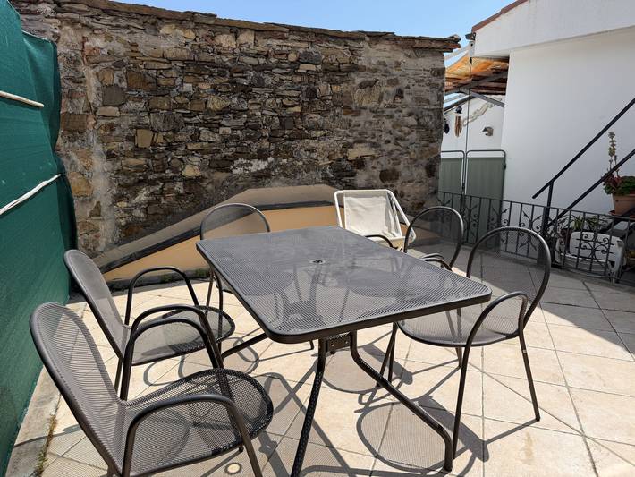 Agriturismo per 6 persone, con terrazza in Provincia di Imperia