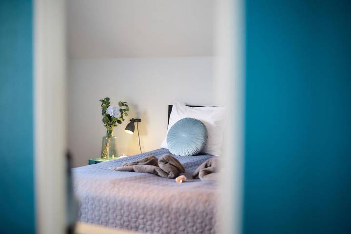 B&b voor 3 personen, with Whirlpool and Terras as well as Tuin and Sauna in Oostende