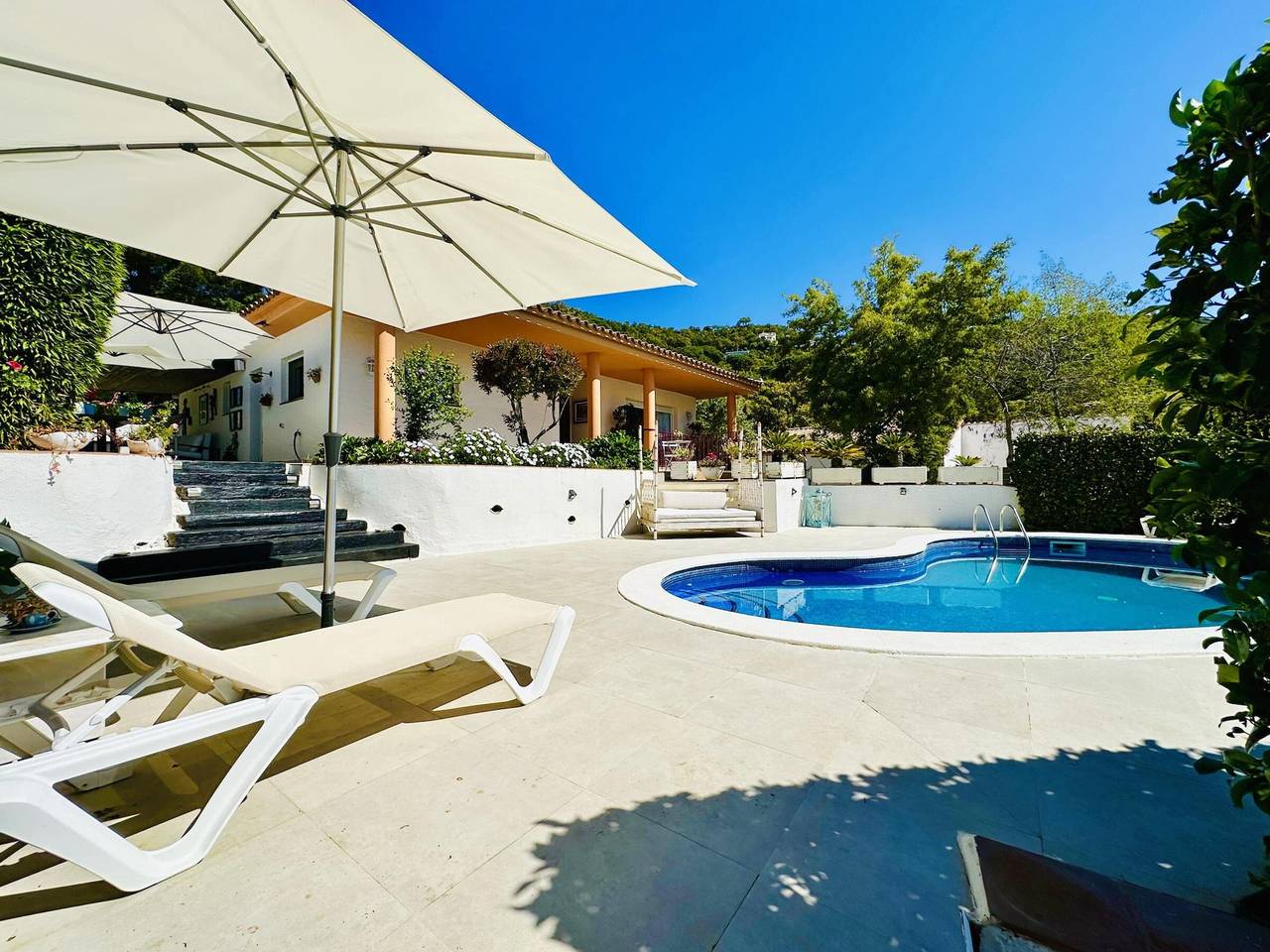 Villa Aitana con Piscina Privada en Santa Cristina d'Aro, Costa Brava in Santa Cristina de Aro, Costa Brava