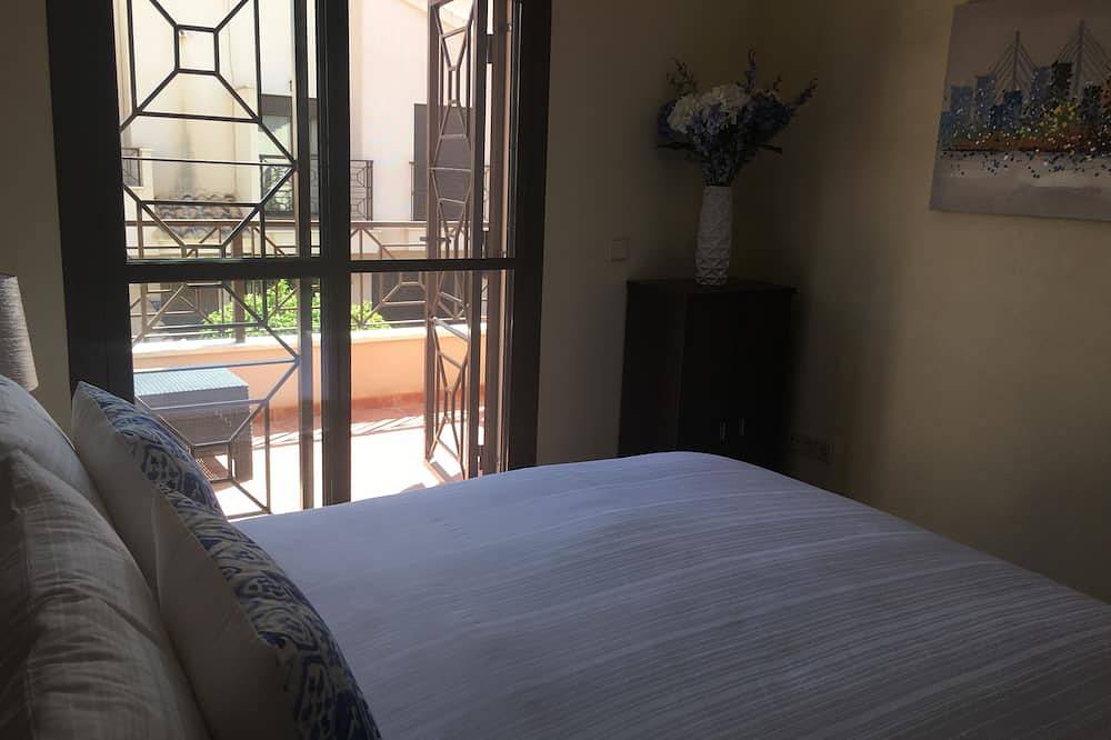 Villa de lujo de 3 dormitorios y 2 baños, Wifi, Tv del Reino Unido, piscina, servicios locales in Golf Resorts Murcia, Mar Menor