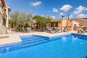Ferienhaus in Alaró, Mallorca Inselmitte für 8 