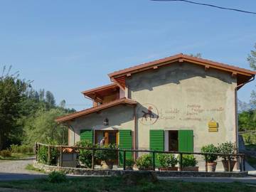 Gîte pour 4 personnes, avec jardin et vue, animaux acceptés à Pieve Fosciana