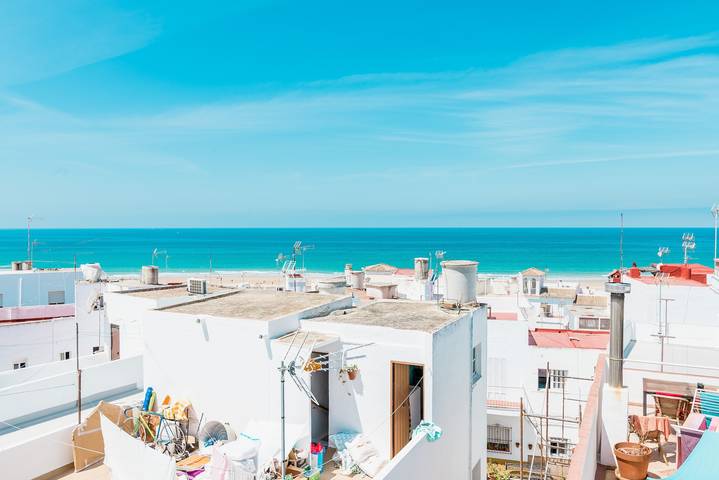 Apartamento entero, Apartamento de vacaciones "Casa Piedra de la Rendona" con terraza y vistas al mar in Playa de los Bateles (Conil de la Frontera), Conil de la Frontera