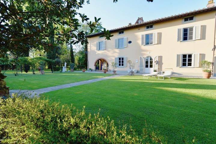 Maison de campagne pour 14 personnes, avec piscine ainsi que jacuzzi et jardin dans Orentano - 4