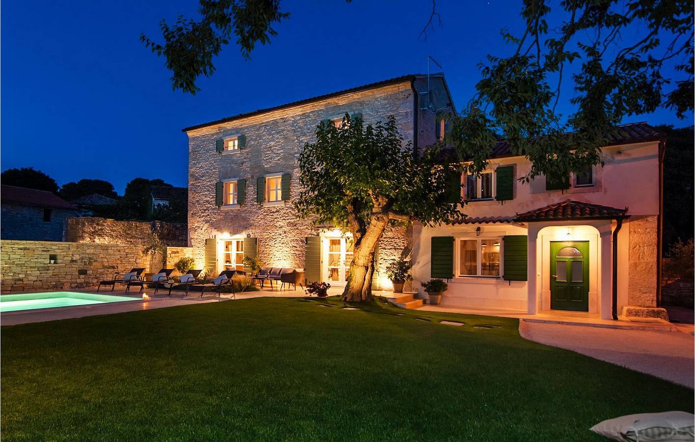 Casa vacanza a Mrgani a partire da 234€ a notte
