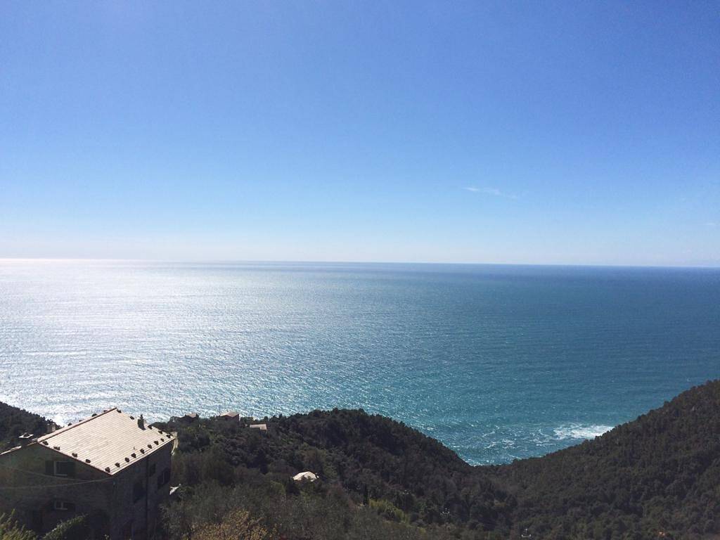 Entire apartment, Apartment "Casa Mare Montaretto 2" with Sea View, Private Terrace & Wi-Fi in Montaretto, Bonassola