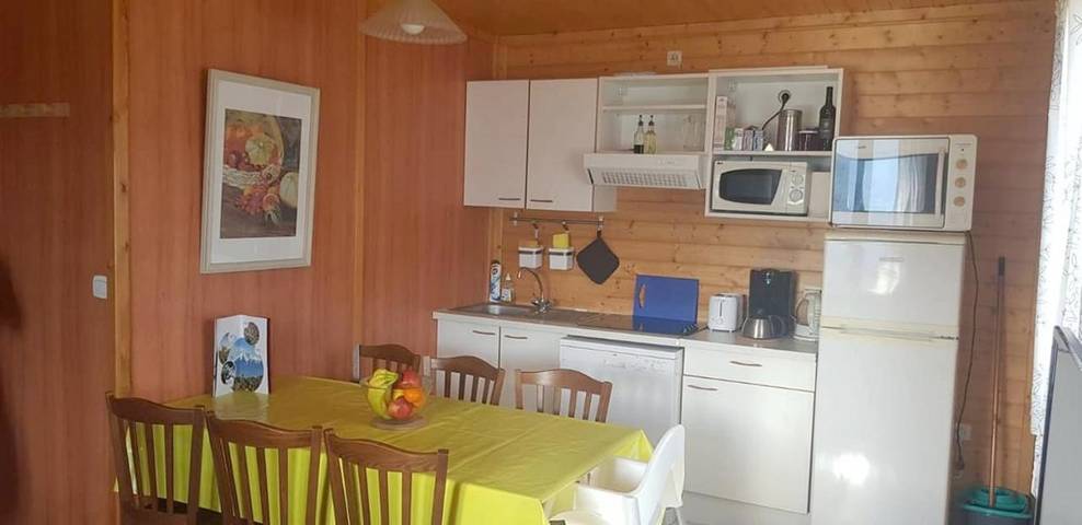 Chalet pour 4 personnes, avec piscine ainsi que terrasse et vue, animaux acceptés à Ax-les-Thermes - 3