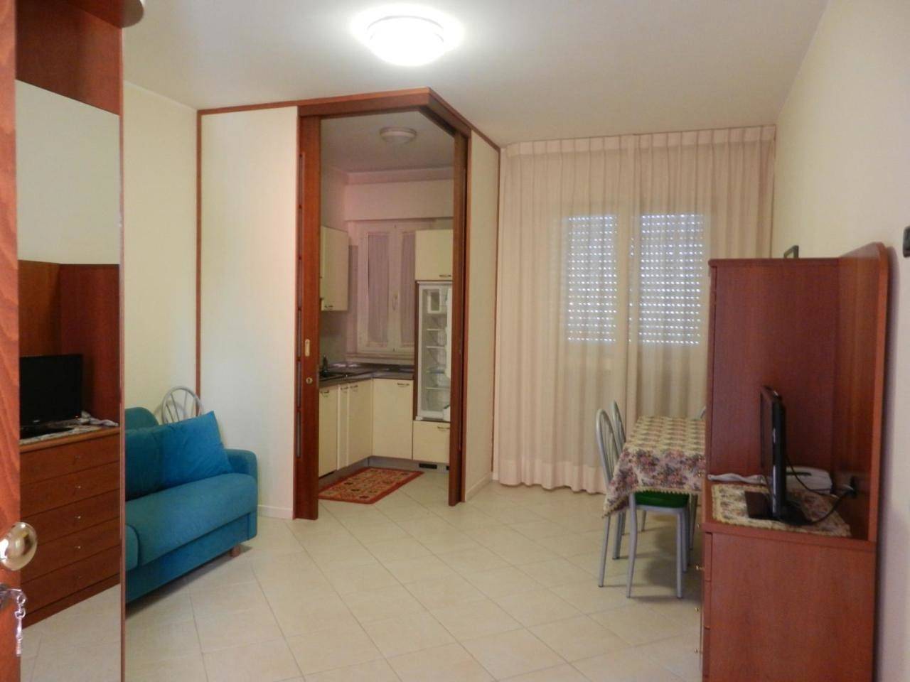 Apartment with Balcony in Tortoreto Lido, Alba Adriatica
