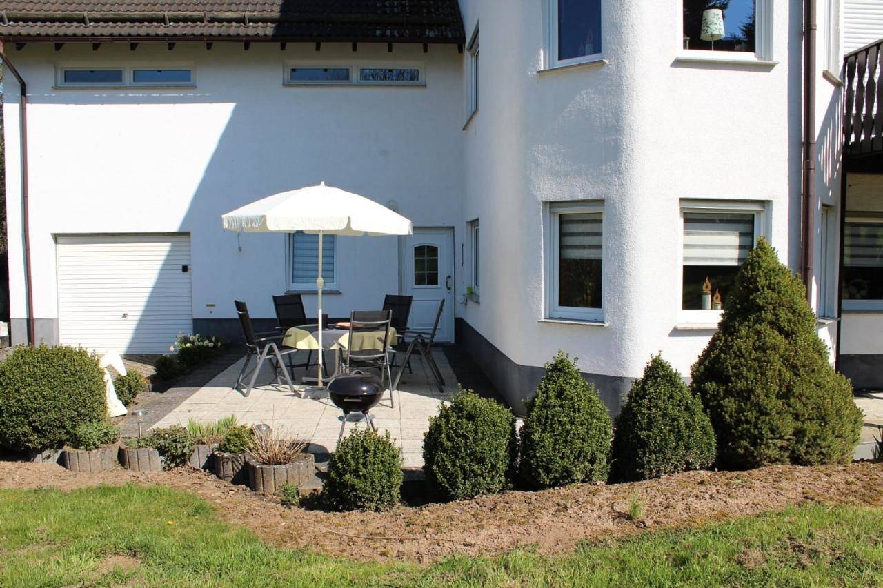 Ganze Wohnung, Ferienwohnung für 5 Personen mit Garten in Üdersdorf, Vulkaneifel
