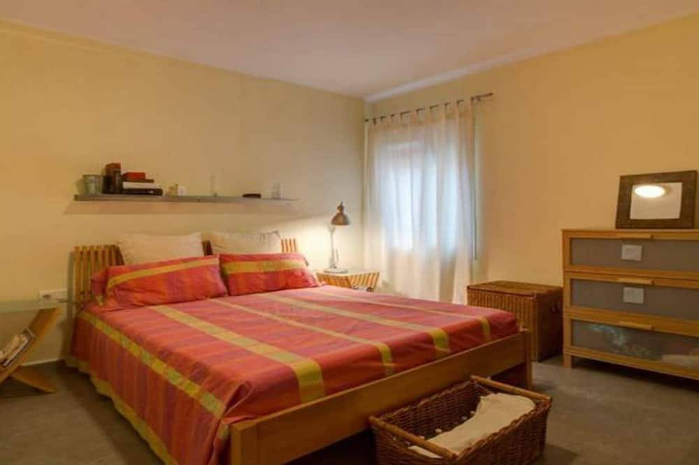 Entire apartment, Centro Arenys de Mar Apartment in Supermaresme, Arenys de Mar