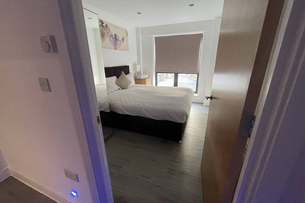 Ganze Wohnung, Apartment-Eigenes Badezimmer-1 Bedroom in Redbridge, London
