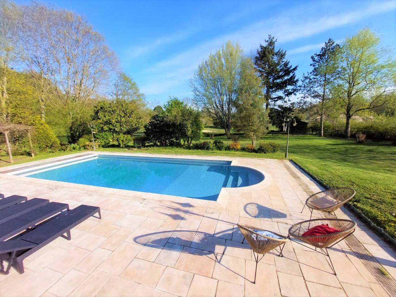 La Marbouésie - Double villa 2 x 15 pers, piscine chauffée + spa in Marboué, Région de Châteaudun