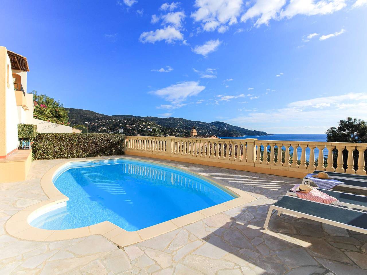 Villa d'Exception avec Piscine, 6 adultes et 2 enfants, Pramousquier in Pramousquier, Le Lavandou