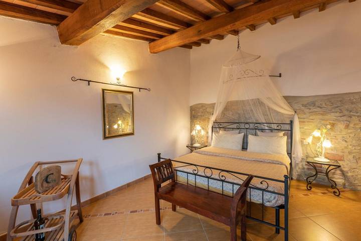 Gîte pour 2 personnes, avec jardin à Suvereto - 4