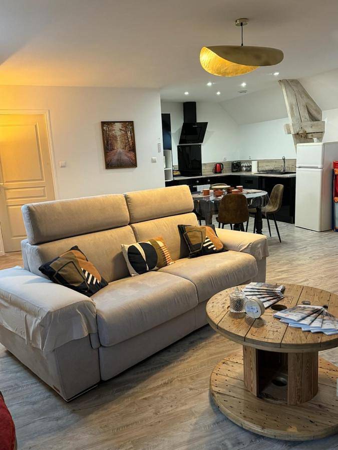 Gîte pour 4 personnes, avec Jardin à Saint-Paul-du-Vernay