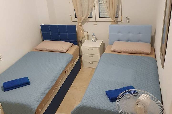 Belle maison de 2 chambres à Los Dolses, à proximité des restaurants et des magasins. in Orihuela, Costa Blanca