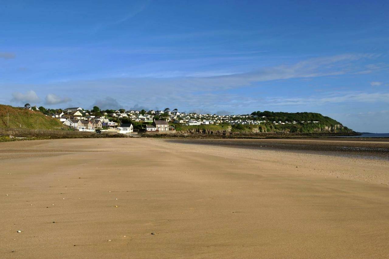 Budget Double Room in Benllech, Isle of Anglesey
