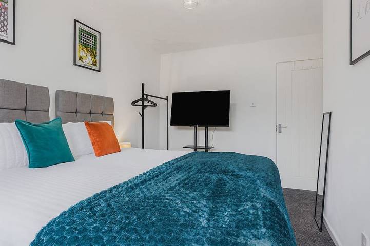 Autumn House - 4 Bedroom in Birmingham, Birmingham Area