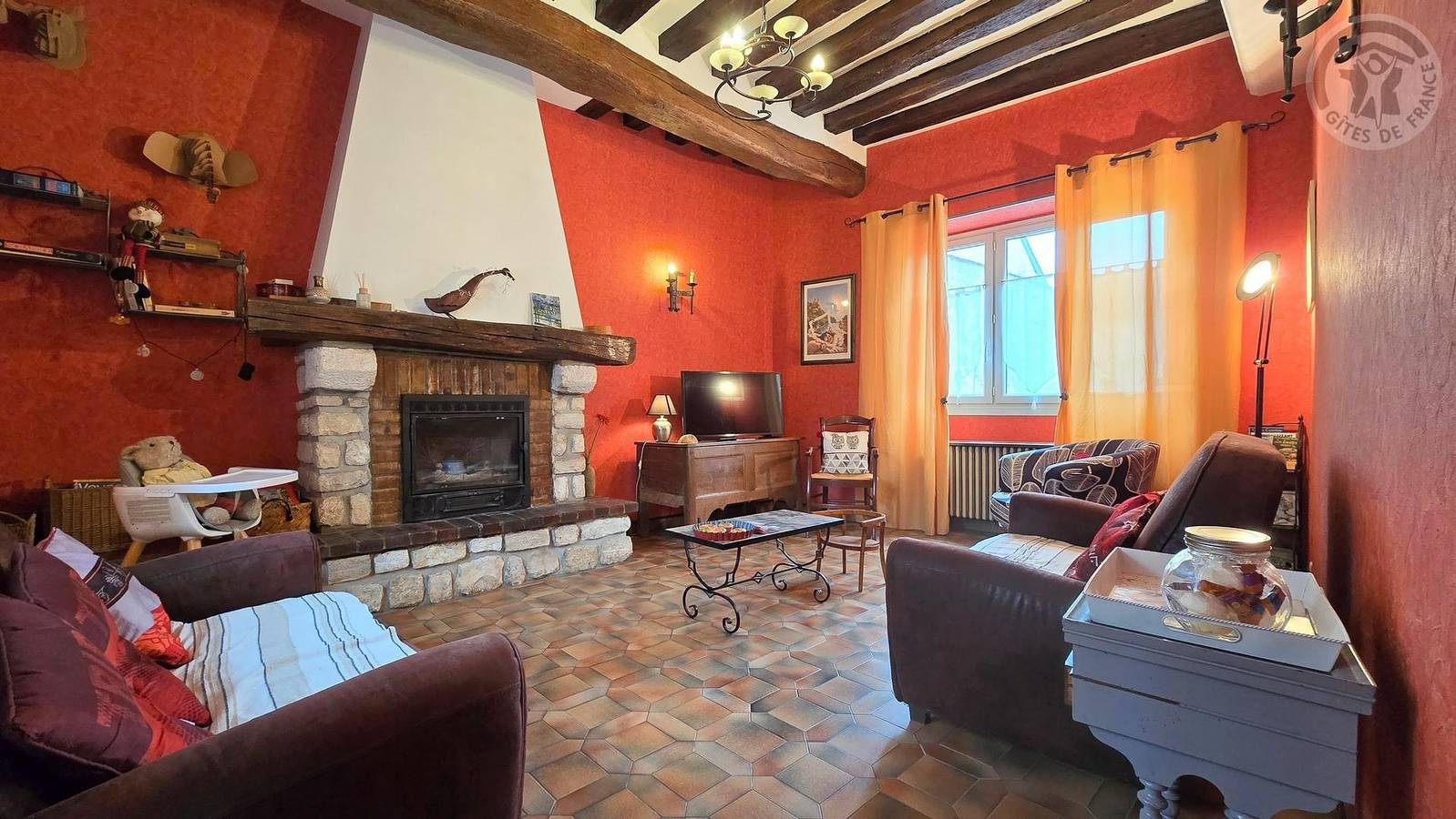 La Ferme aux Chouettes in Arnouville-lès-Mantes, Yvelines