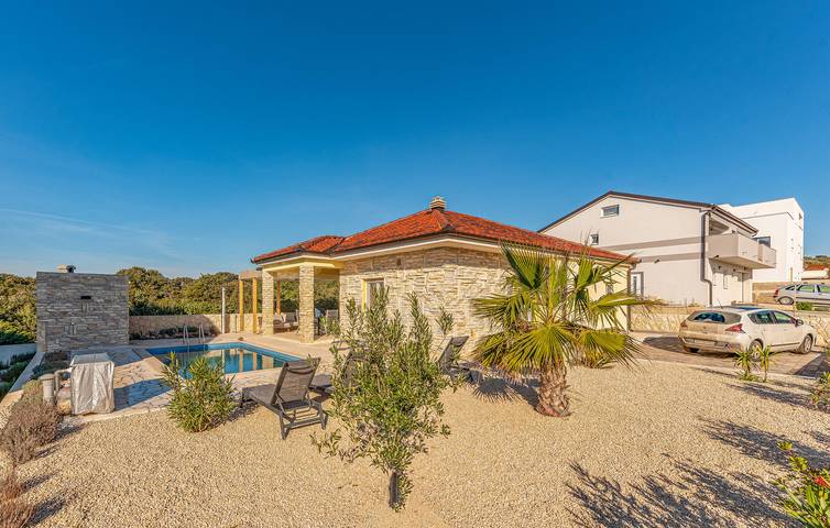 Ferienhaus für 8 Personen, mit Terrasse, mit Haustier auf Pag - 4