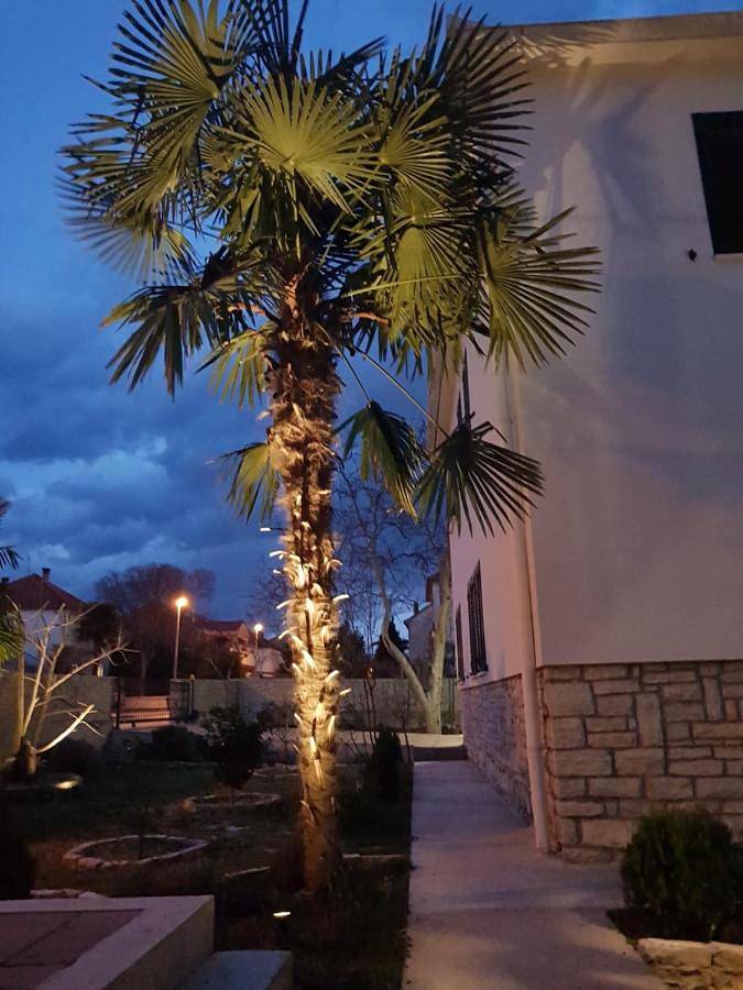 Villa pour 10 personnes, avec vue et jardin à Biograd na Moru - 3