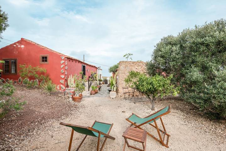 Chalet para 4 personas, con jardín, Se admiten mascotas en Tenerife - 2