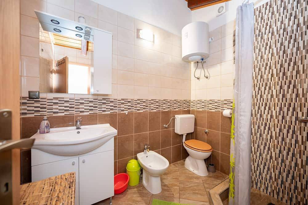 Ganze Wohnung, 1-Zimmer-Ferienwohnung mit Terrasse Silba in Zadar (Kommun), Silba