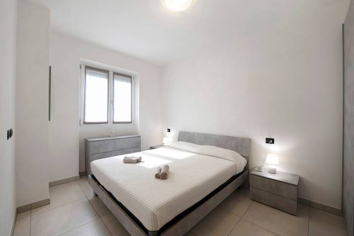 Ferienwohnung für 4 Personen, mit Balkon und Seeblick