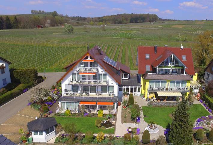 Ferienhaus für 4 Personen, mit Garten und Seeblick - 1