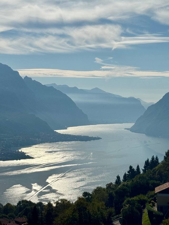 Ganze Wohnung, Ferienwohnung 'Finestra Sul Lago Bellagio' mit Seeblick, privater Terrasse & Wlan in Civenna, Gemeinde Bellagio
