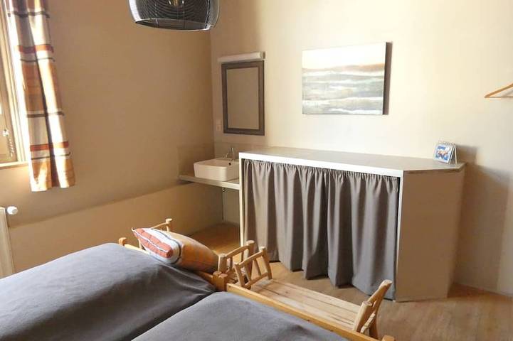 Gîte pour 12 personnes, avec jardin dans Polleur - 4