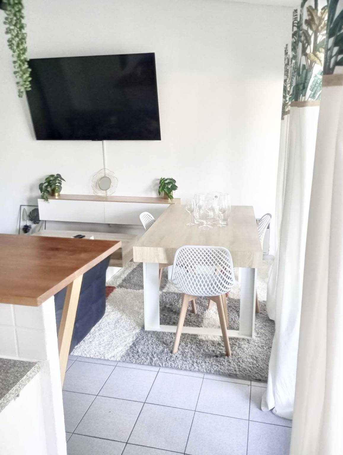 Ganze Wohnung, Ferienwohnung für 4 Personen mit Balkon in Croix d'Argent, Montpellier