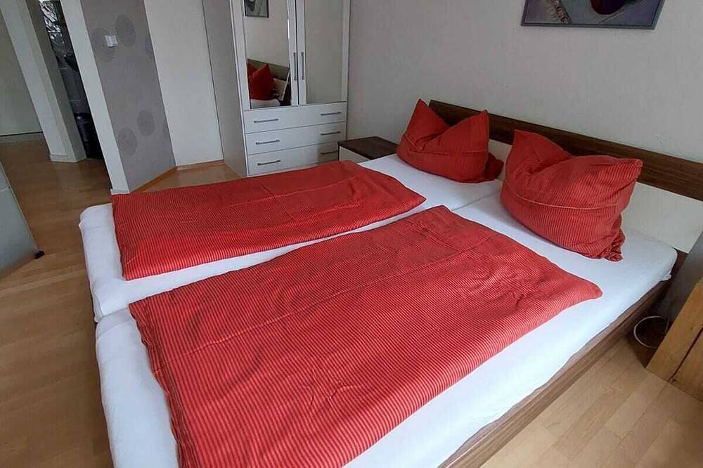 Ganze Wohnung, Gemütliches Apartment am Bodensee \"Harbour Apartments Höri\" Erdgeschoss 2b in Moos, Untersee