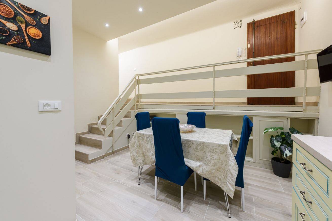 Entire apartment, Tripoli by Mmega in Florence city center, Florence