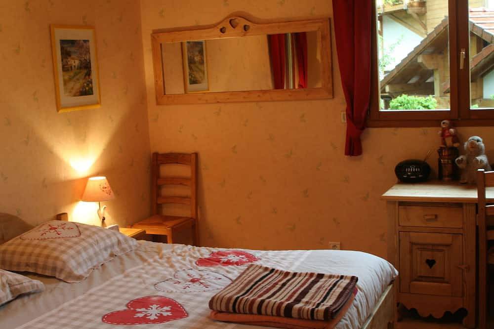Chambre d'hôte 2 personnes \"B&B\" dans jolie maison savoyarde in Mercury, Région d'Albertville