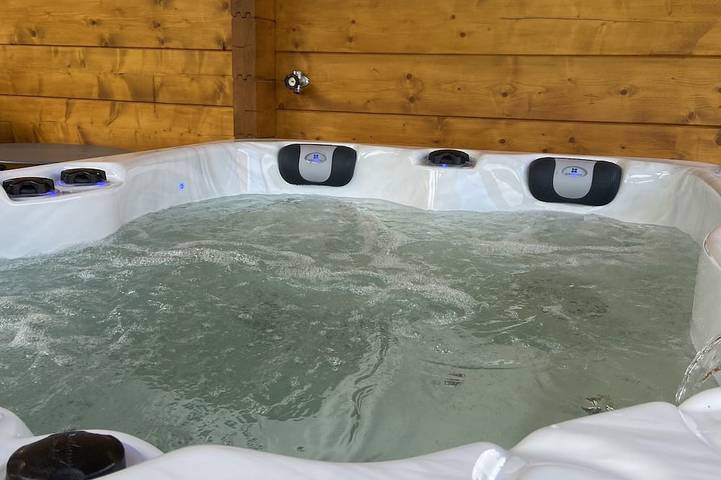 Chalet für 6 Personen, mit Garten und Terrasse sowie Whirlpool im Jura - 3