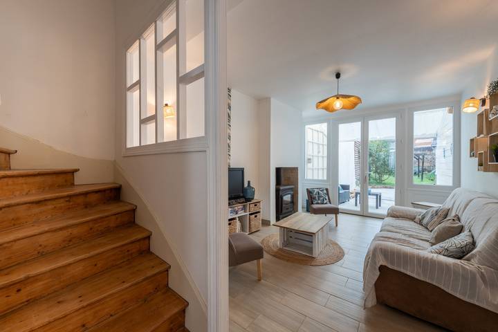 Ferienhaus für 8 Personen, mit Terrasse und Garten - 1