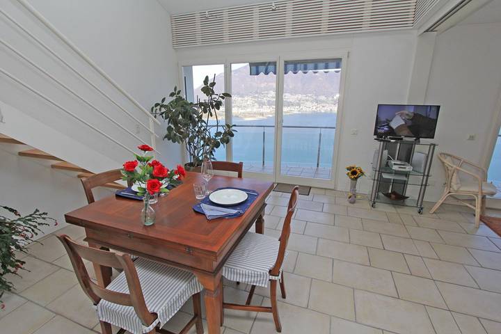 Ferienwohnung für 4 Personen, mit Pool und Balkon sowie Ausblick und Seeblick in Gambarogno - 4