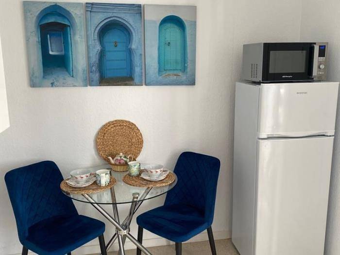 Ganze Ferienwohnung, Belissimo-Apartment. Central 2 Bedroom apartment with stunning patio. in Torremolinos Zentrum, Torremolinos