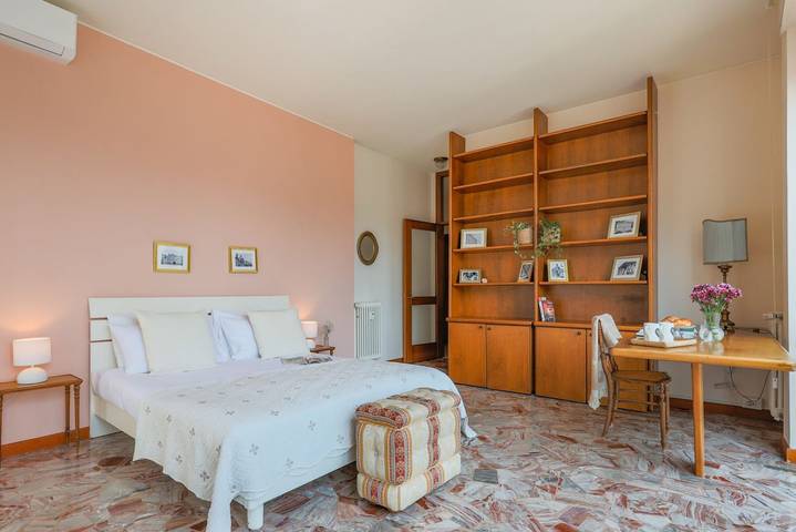 Appartement entier, Appartement de vacances pour 7 personnes avec vue sur le lac in Côme, Lac de Côme