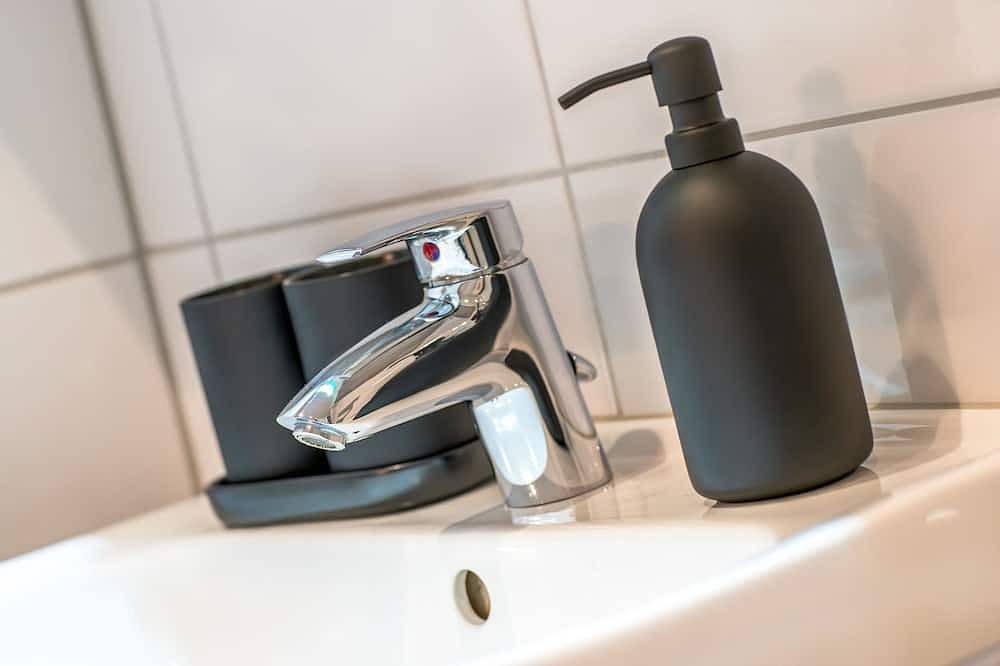 Ganze Wohnung, Fairflats - Gemütliche Ferienwohnung mit Küche, Balkon, Parkplatz und Aufzug in Hüfingen, Mittlerer Schwarzwald