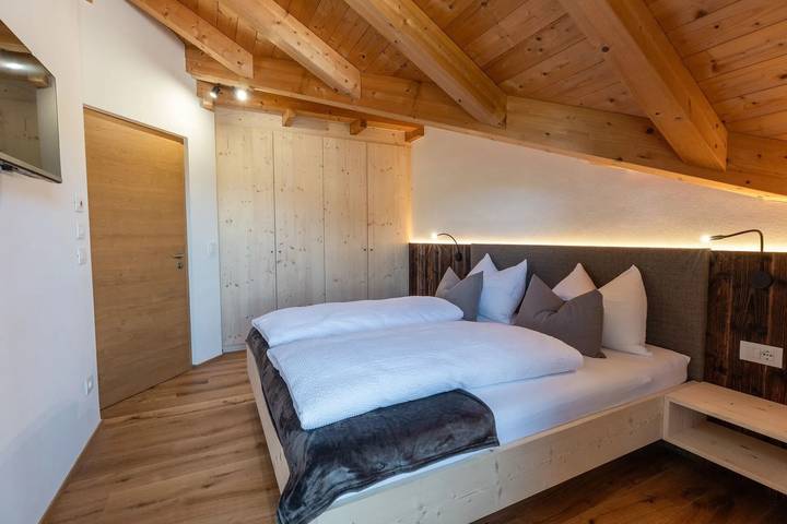Ferienwohnung für 6 Personen, mit Balkon und Garten in Deutschnofen
