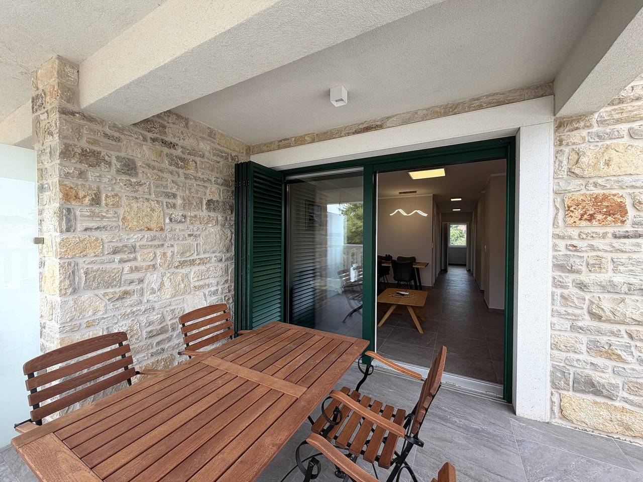 Ganze Wohnung, Apartment Marisol mit zwei Schlafzimmern und Meerblick in Pasman Stadt, Pasman