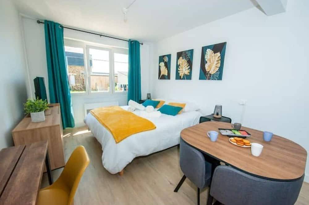 Entire apartment, Appartement Proche Gare Routière in Fougères, Fougères-Vitré