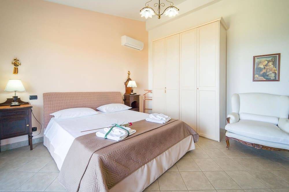 Awesome home in Caronia in Caronia, Monti Nebrodi