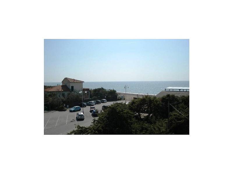 Tritt — 6-person apartment in Marina di Bibbona near the sandy beach in Marina di Bibbona, Bibbona