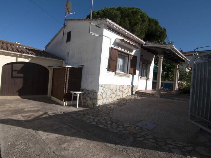 Chalet para 4 personas, con jardín, Se admiten mascotas en la Costa Brava - 2