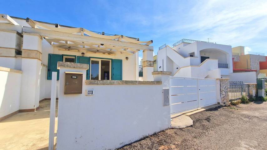 Location de vacances pour 4 personnes, avec jardin à Marina di Mancaversa - 2