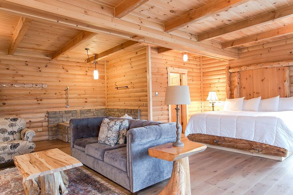 Ganze Wohnung, Gemütliche Romantic Cabin Suite mit Whirlpool. 1/2 Meile nach Berlin! in Berlin (OH), Holmes County
