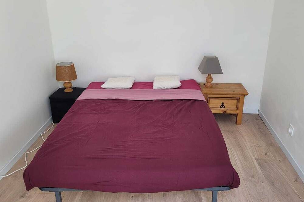 Maison Individuelle 2 Chambres six Couchages au Centre Village in Vaulnaveys-le-Haut, Isère